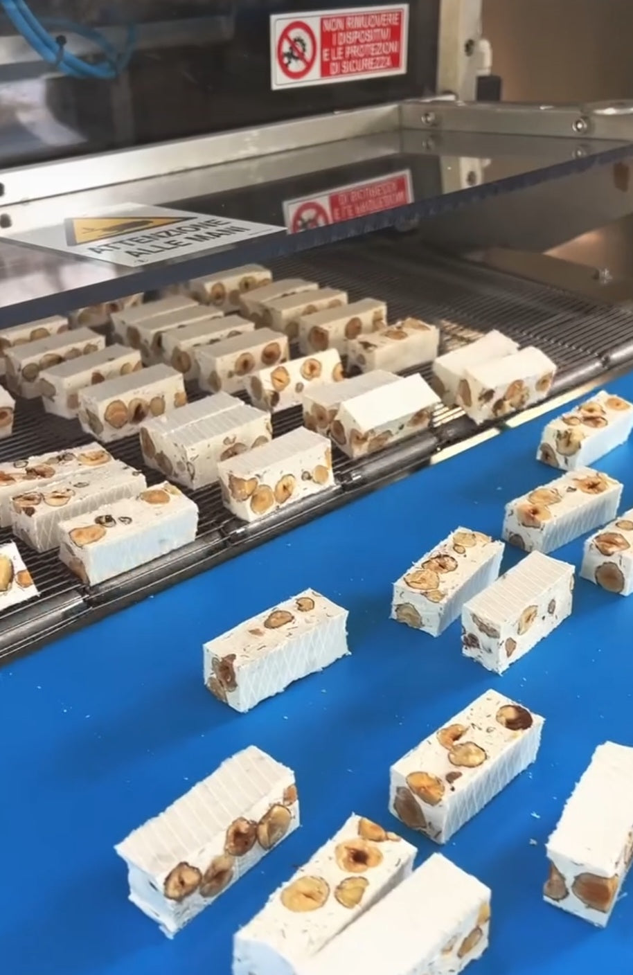 Torrone Astuccio Nocciole